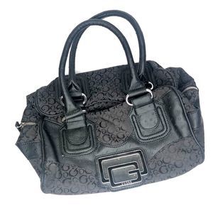 Guess Women's Hand Bag Medium Sz